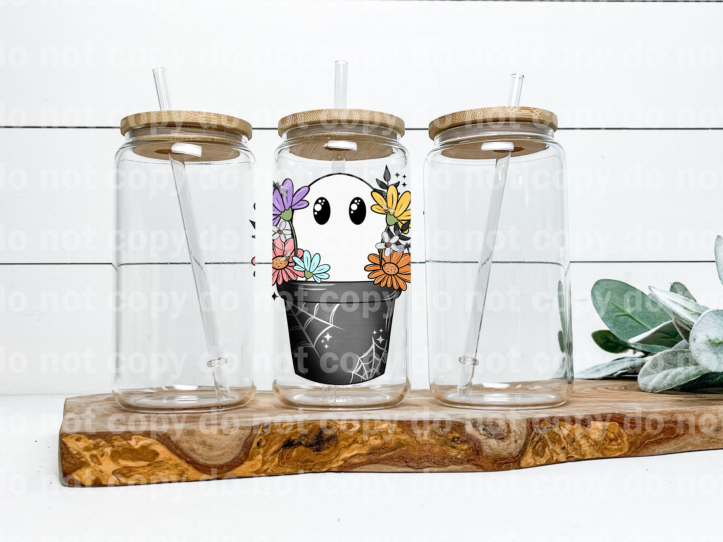 Fantasma floral en una maceta