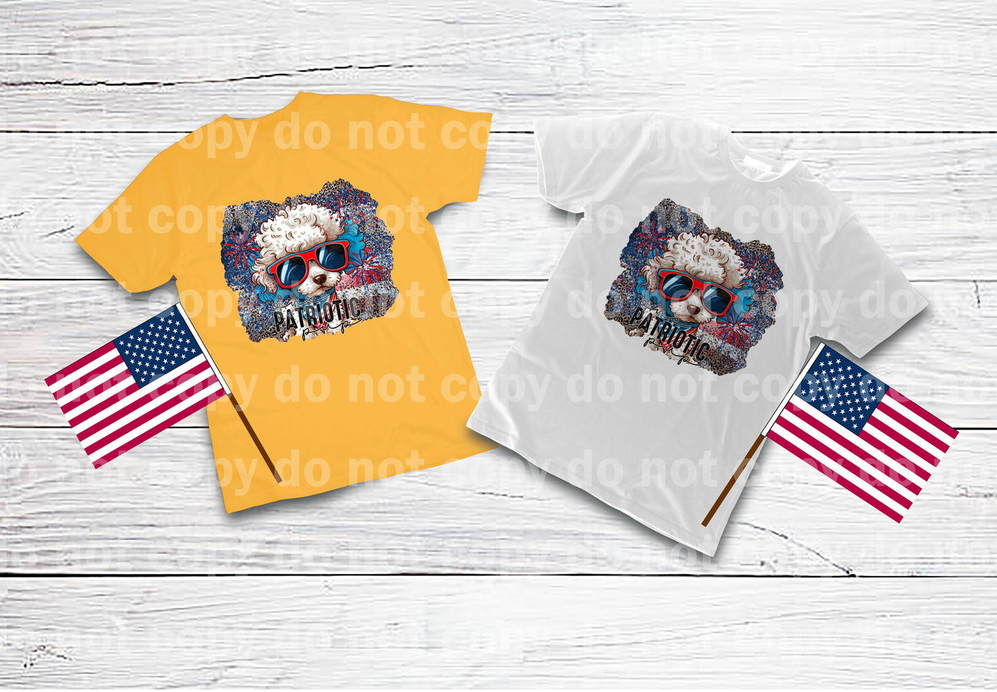 Una impresión de sueño de caniche cachorro patriótico o impresión de sublimación