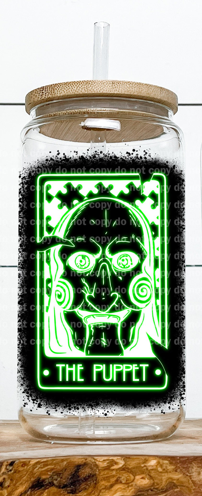 La salpicadura de neón de la marioneta