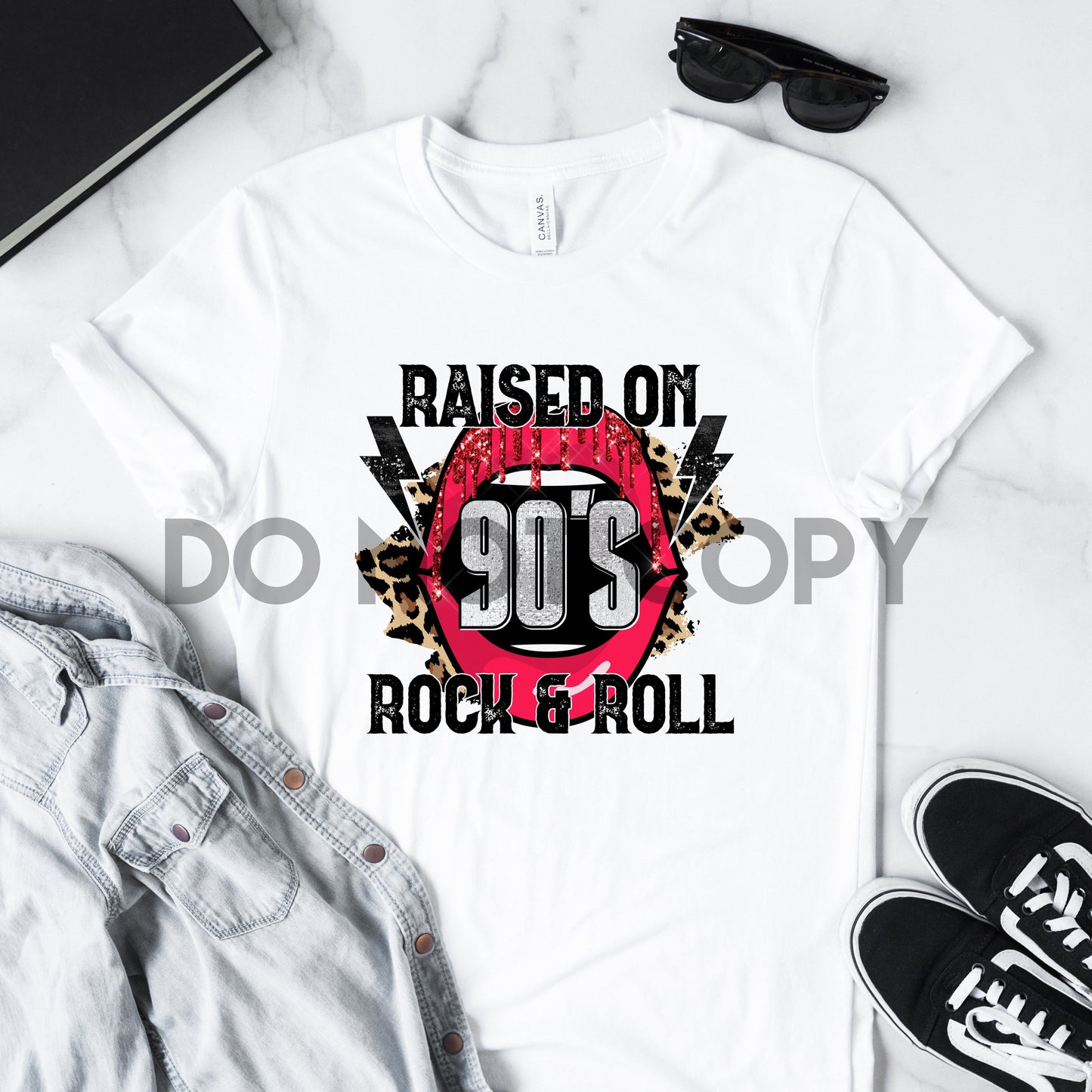Levantado sobre los labios Rock & Roll de los 90 con estampado de leopardo por sublimación.