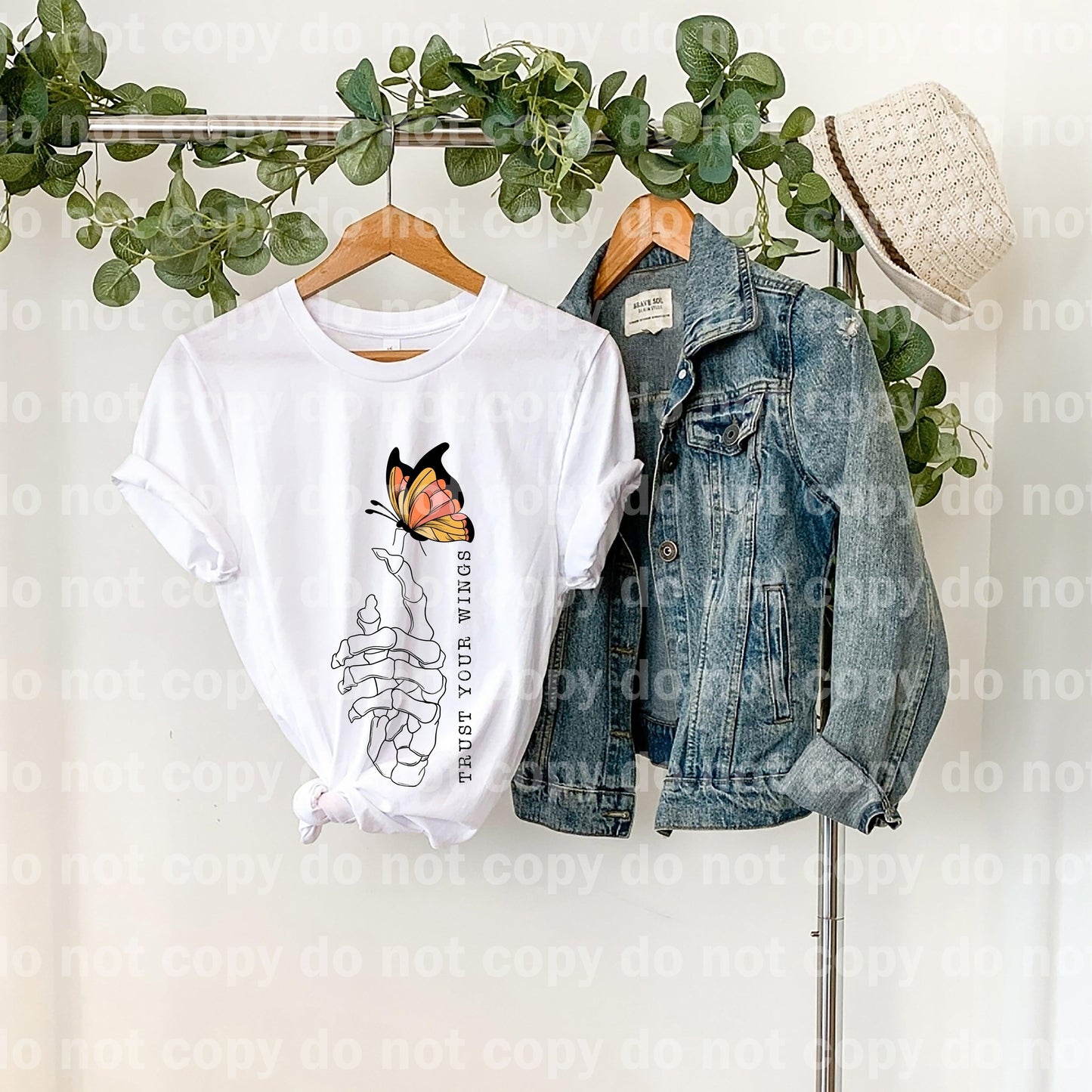 Confía en tus alas Skellie Hand Butterfly Sublimation print