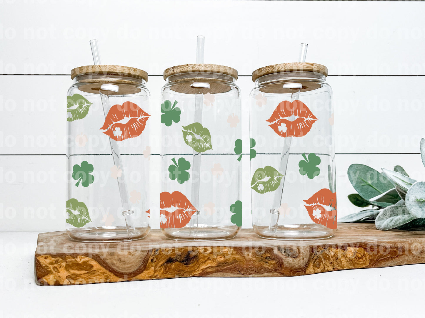 Shamrock Lips 16oz Cup Wrap