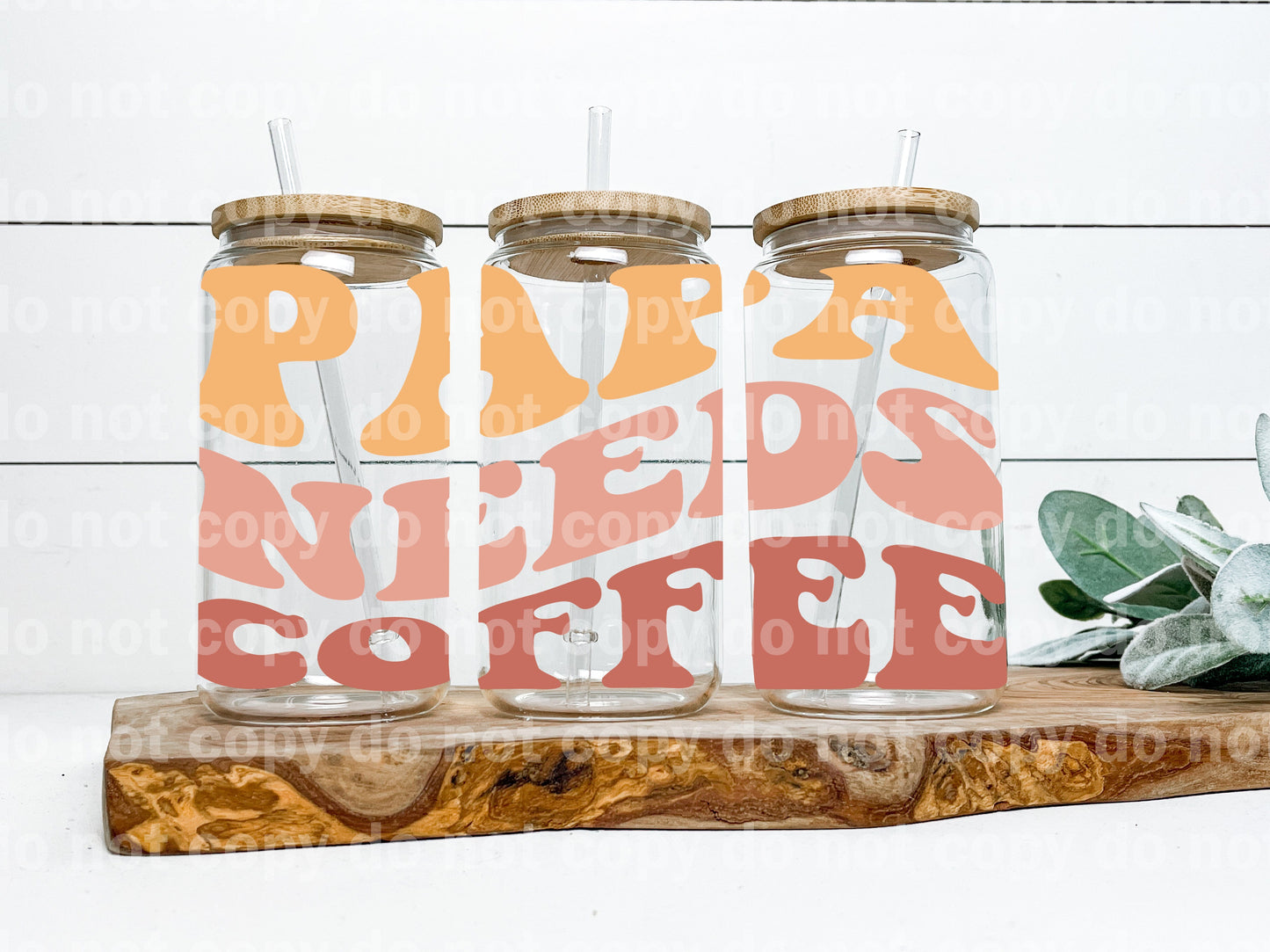 Papá necesita café envoltorio para taza de 16 oz