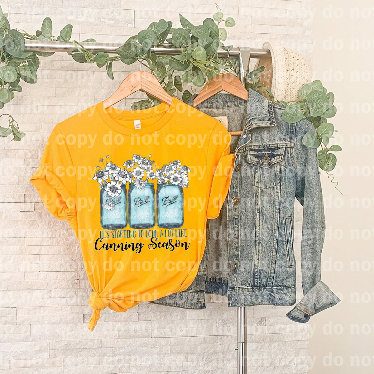 It's Starting To Look A Lot Like Canning Season Dream print transfer