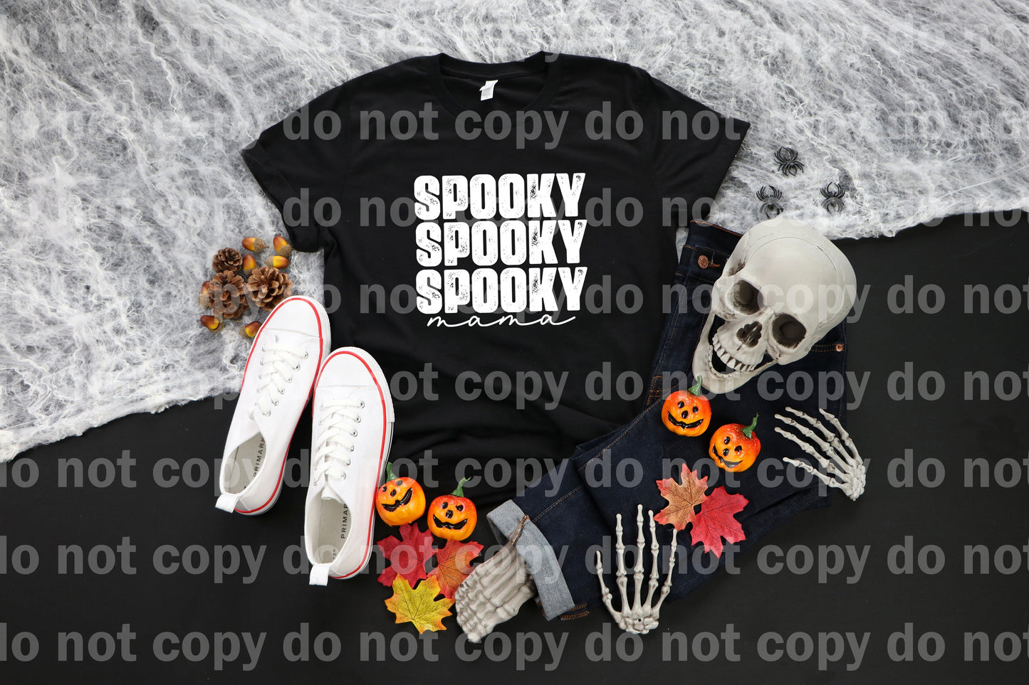 Spooky Mama Distressed Black/White Dream Print o Impresión de sublimación