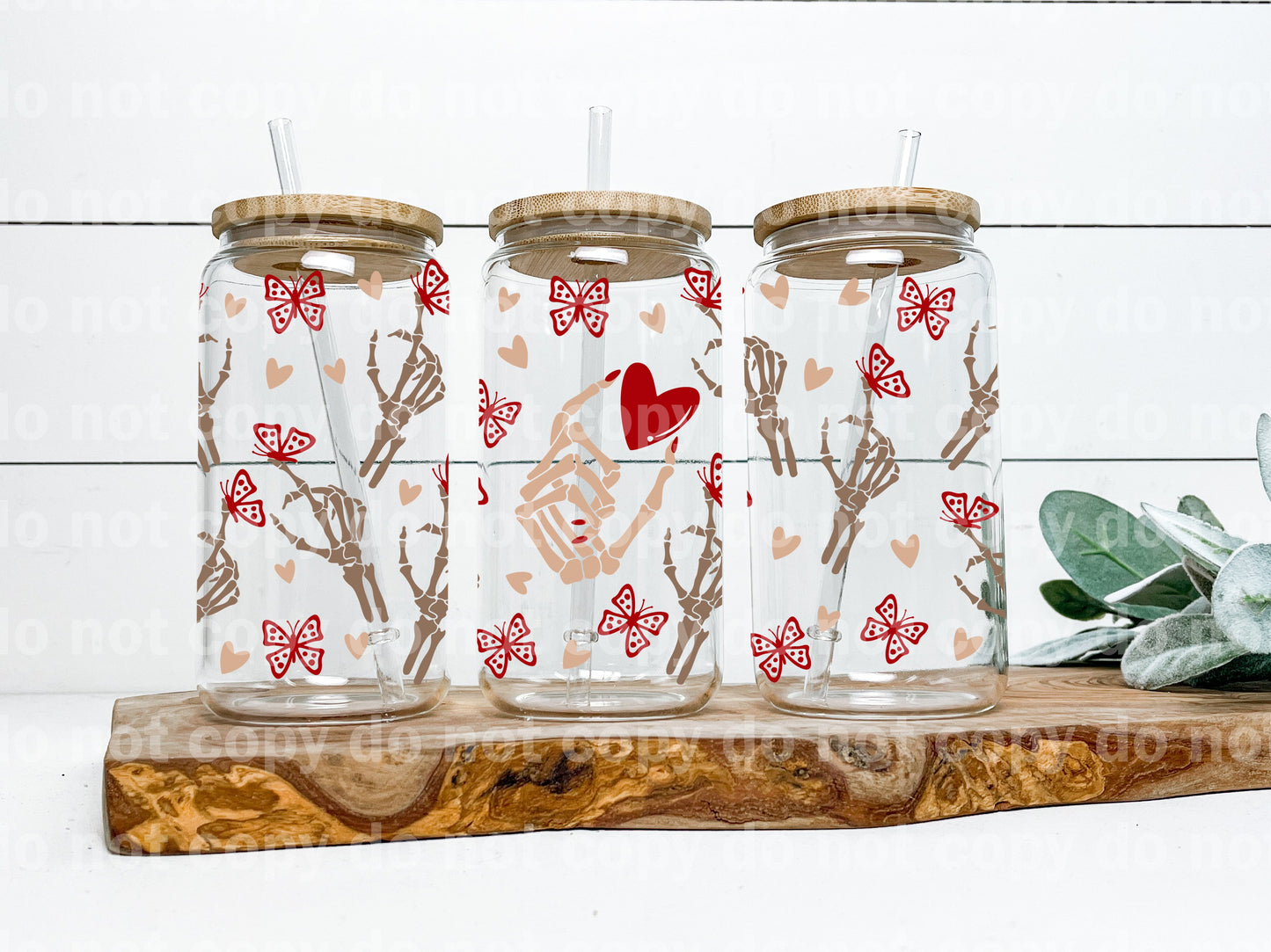 Skellie Hand Holding Heart 16oz Cup Wrap