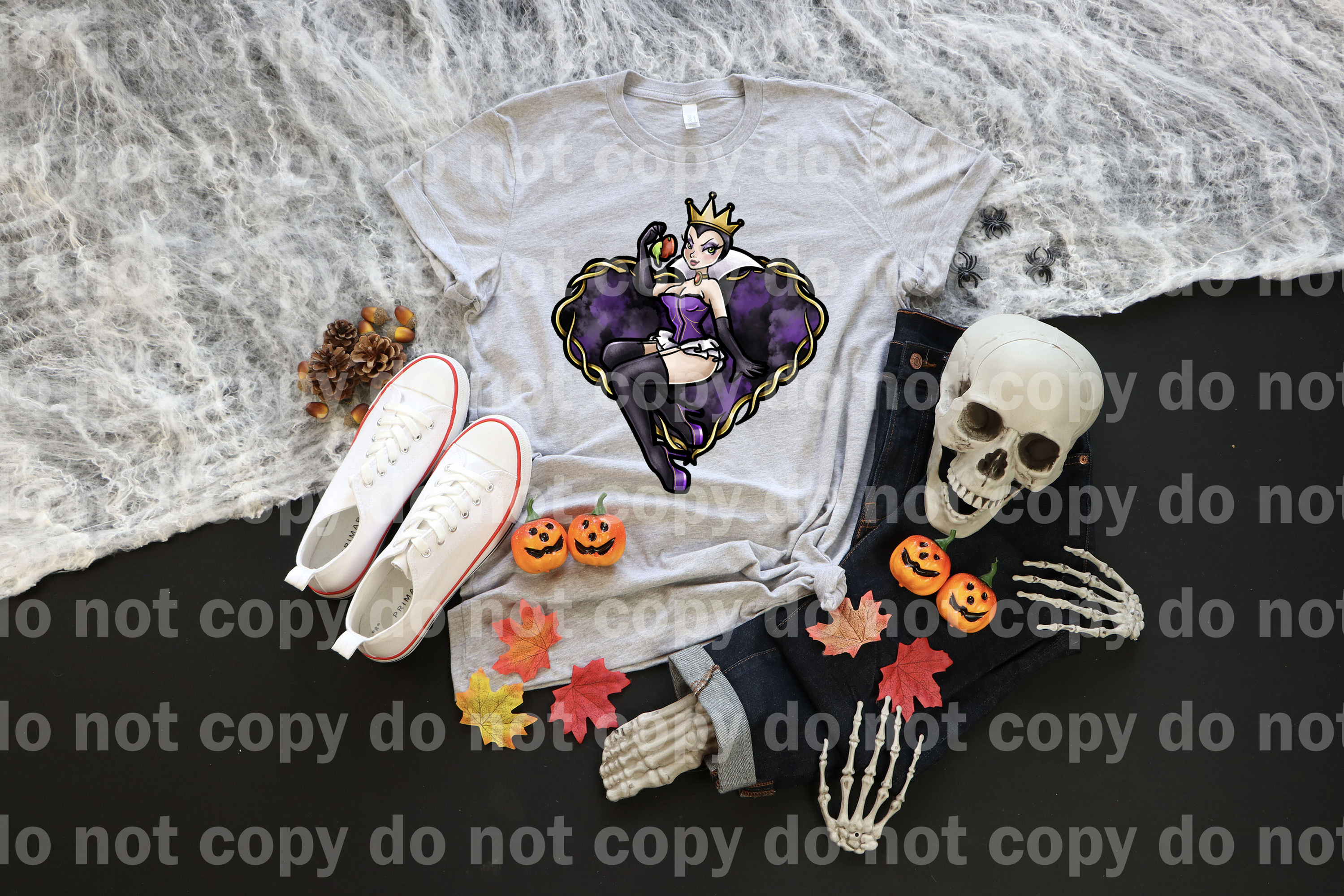 Poison Apple Queen with Heart Background