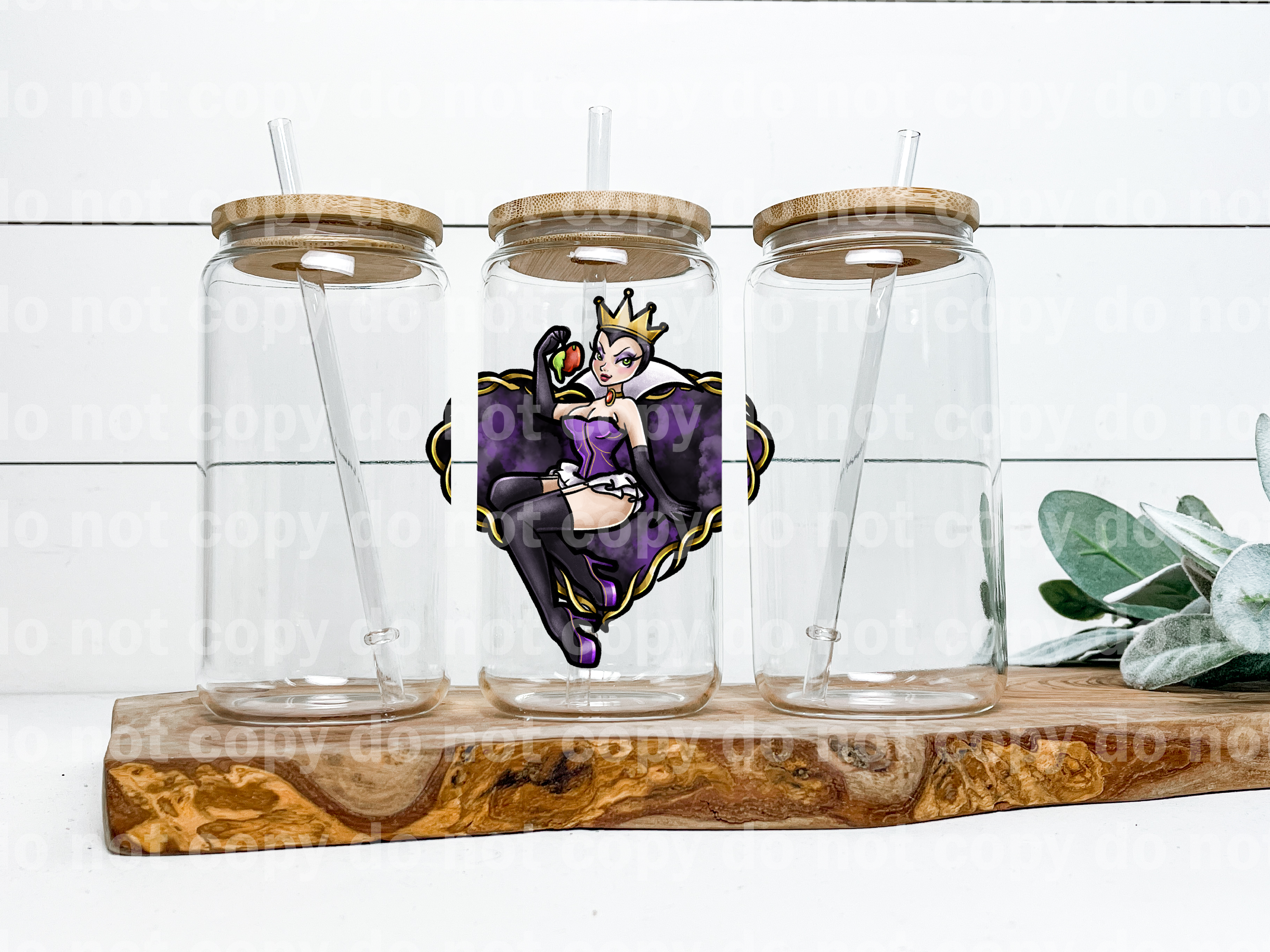 Poison Apple Queen with Heart Background