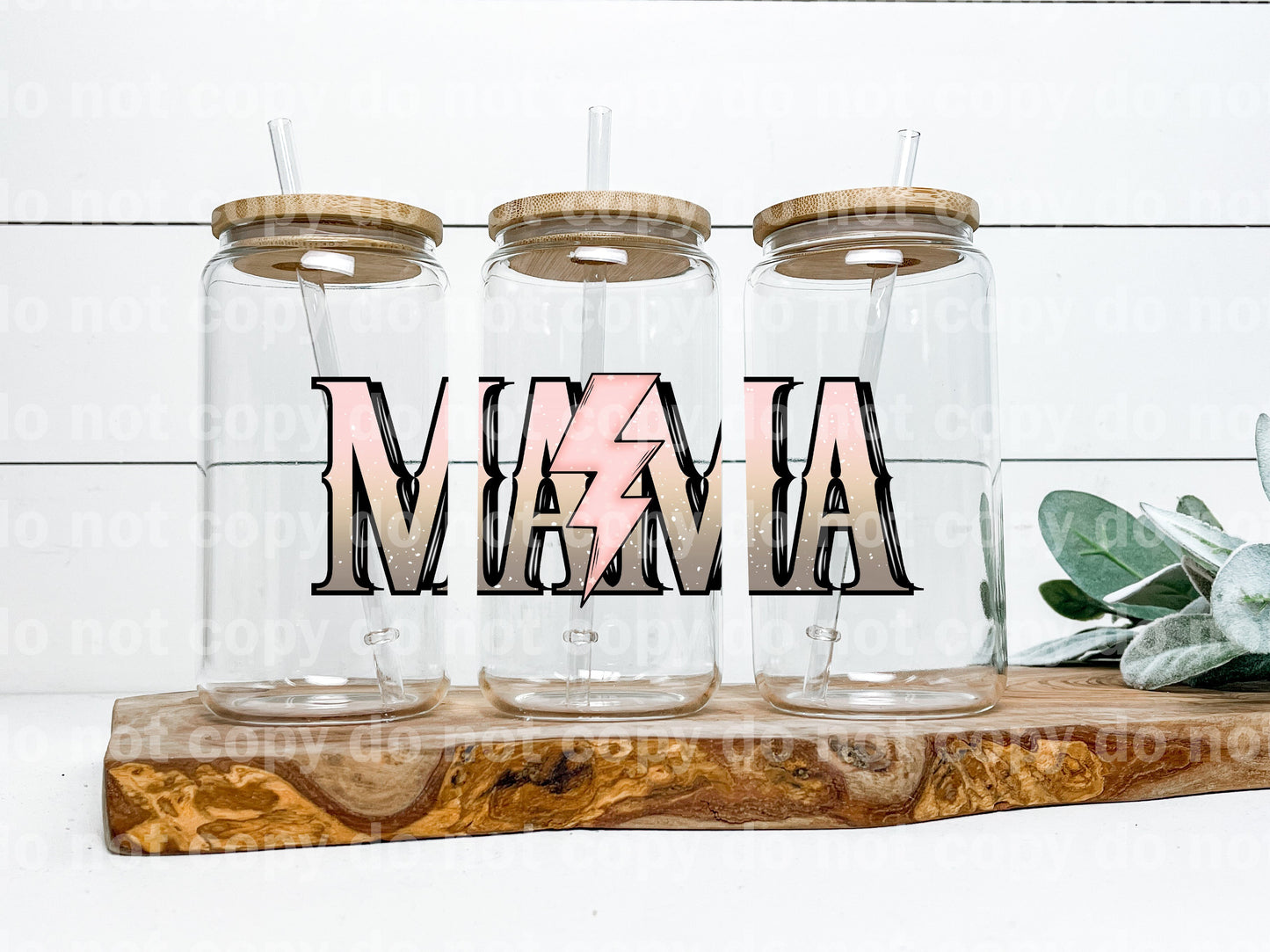 Mama Pink Typography