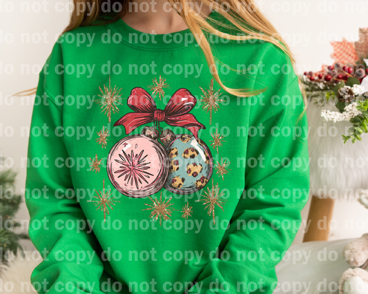 Vintage Christmas Balls Gold Sparkle