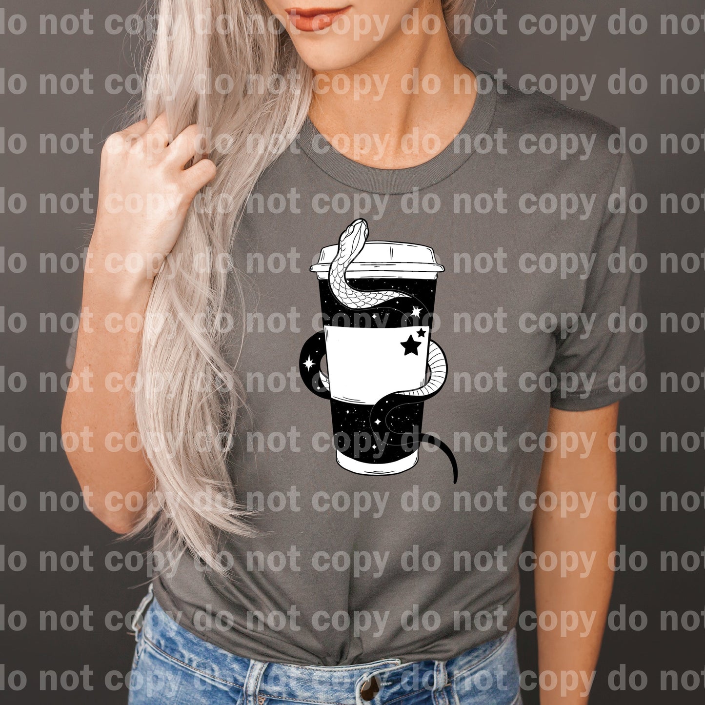 Impresión de ensueño de taza de café de serpiente o impresión de sublimación